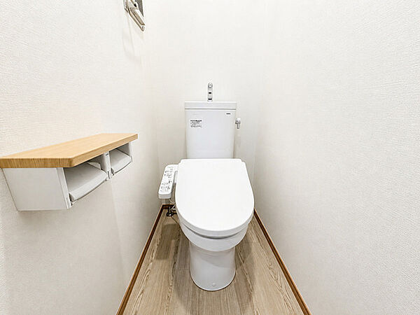 トイレを拡大表示