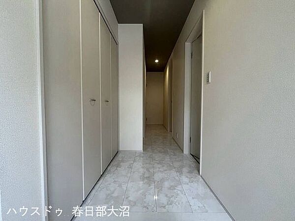 玄関を拡大表示