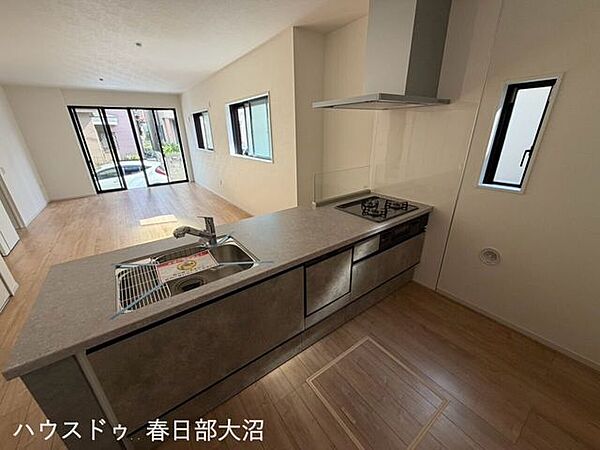 キッチンを拡大表示