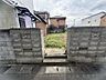 外観：前面道路含む現地写真