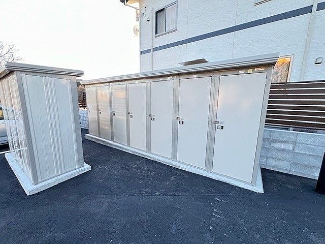 その他