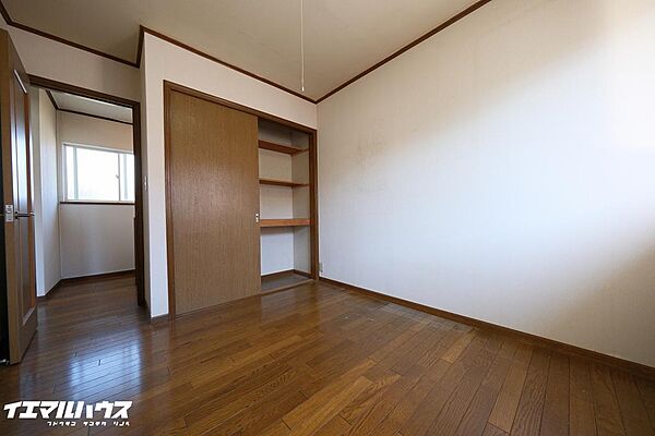 寝室を拡大表示