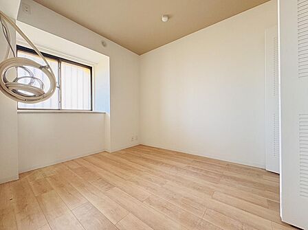 「お気に入りのインテリアに包まれて深く眠る、贅沢な空間」