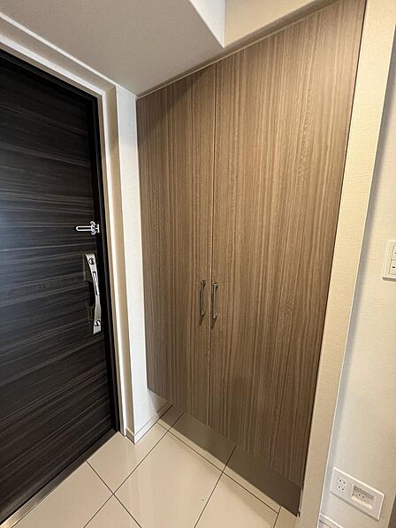 シューズボックス
