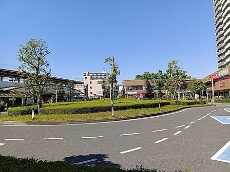 谷塚駅 610m