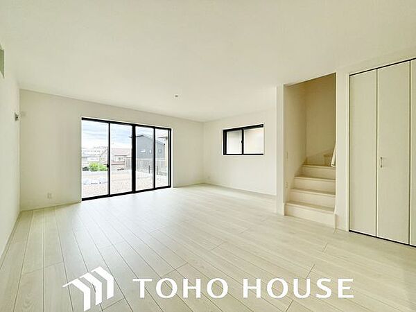 リビング/ダイニングを拡大表示