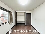 全居室に収納スペース付。プライベートルームはゆったりと快適に。