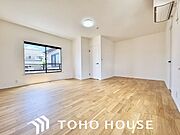 一日の疲れをいやしてくれる主寝室。時を忘れて過ごす場所として過ごせるお部屋。