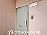 玄関：帰るのが楽しみになる、そんなぬくもり溢れる生活はこのお部屋から。