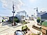 その他：街のにぎわいからほど良く離れ、静かに過ごせる環境は閑静な住宅街ならでは。