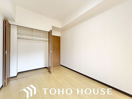 リビングで楽しく過ごした後はプライベートな時間を満喫。静かな環境でリラックスタイムをお過ごし下さい。