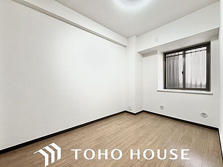 一日の疲れをいやしてくれる主寝室。時を忘れて過ごす場所として過ごせるお部屋。