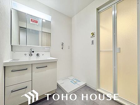 防水パン付洗濯機置場。