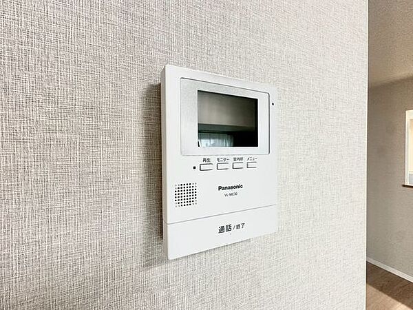 玄関を拡大表示