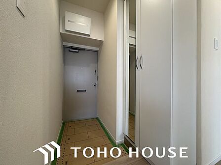玄関はお家の顔としてすっきりとした素敵な空間に。印象のよい玄関は爽やかな住まいへの入り口です。