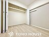 寝室：各部屋を最大限に広く使って頂ける様、全居住スペースに収納付。プライベートルームはゆったりと快適に。