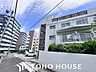 外観：住まいは明日へのエネルギーを養うオアシスだとすれば、元気のでる存在でなければなりません。