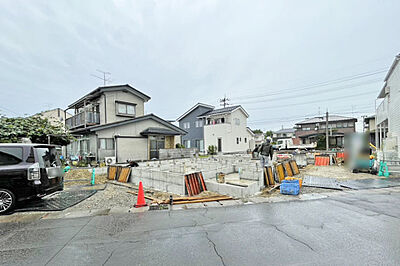 外観:安心の長期優良住宅♪前面道路が広くて駐車もラクラク!現地(2026年8月)撮影 外観:安心の長期優良住宅♪前面道路が広くて駐車もラクラク!現地(2026年8月)撮影