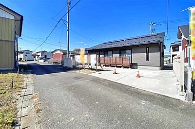 外観:平行移動になるので将来も安心な平屋住宅!現地(2026年10月)撮影 外観:平行移動になるので将来も安心な平屋住宅!現地(2026年10月)撮影