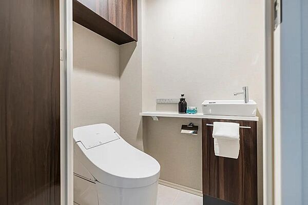 トイレを拡大表示