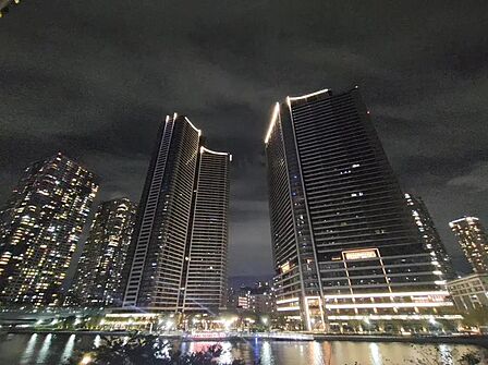 現地外観写真(夜)