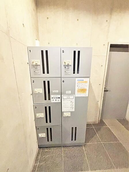 宅配ボックス