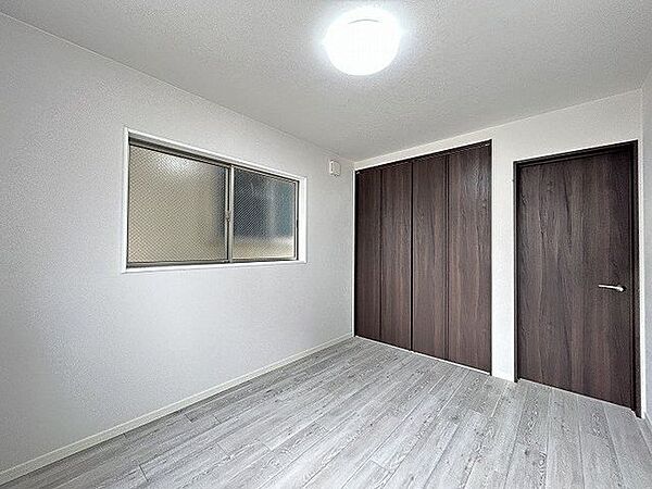 洋室を拡大表示