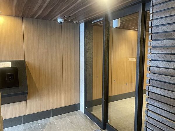 エントランスを拡大表示