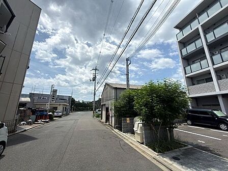 前面道路含む現地写真