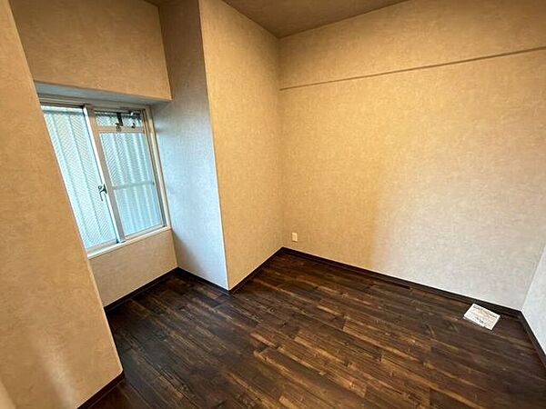 洋室を拡大表示