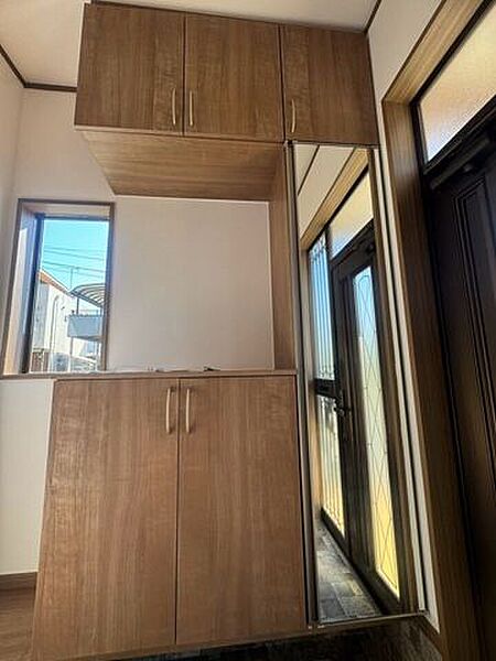 玄関を拡大表示