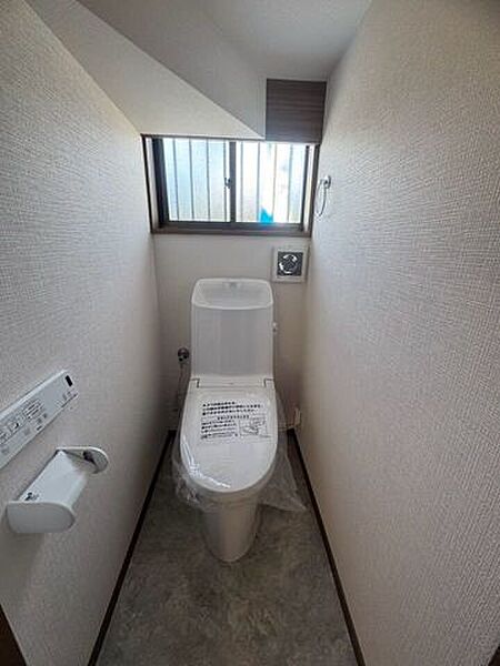 トイレを拡大表示