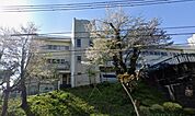二宮町立一色小学校（2418m）