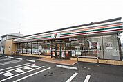 セブンイレブン厚木下川入東店（331m）
