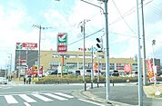 ヨークマート北金目店（424m）