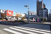 ファミリーマート サンズ原町田三丁目店（118m）