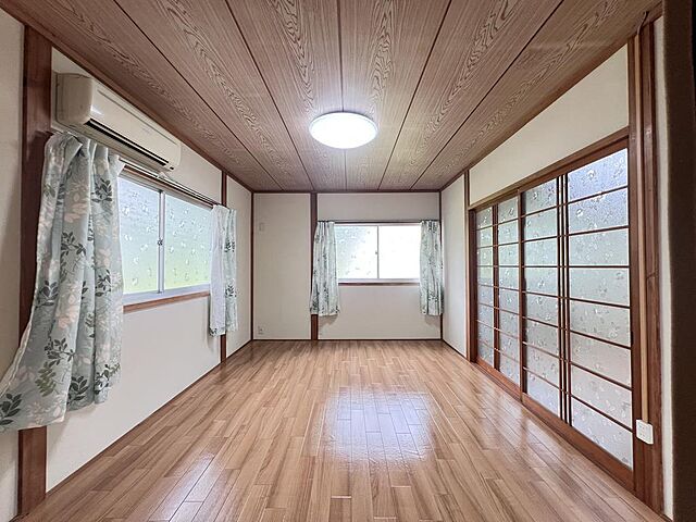 寝室
