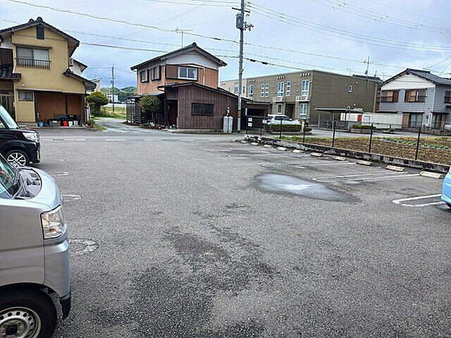 6 / 21