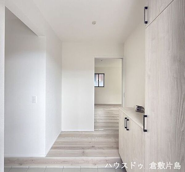 玄関を拡大表示