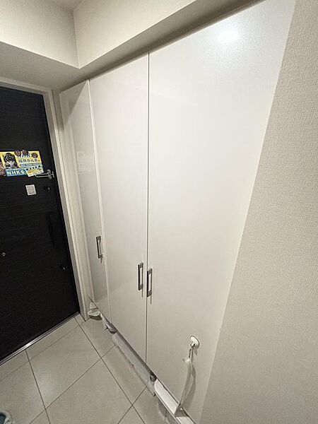 玄関を拡大表示