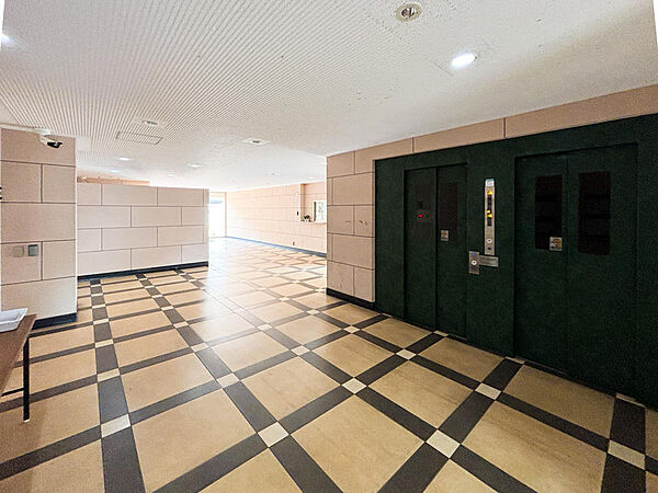 エントランスを拡大表示
