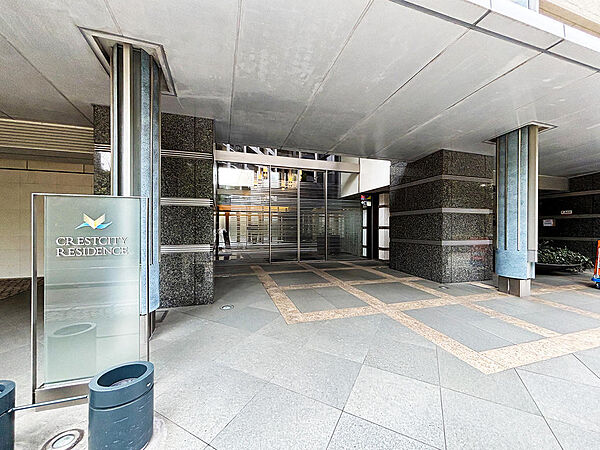 エントランスを拡大表示