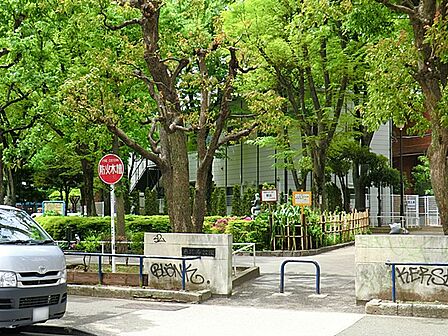 恵比寿公園 470m