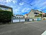 外観：周辺は閑静な住宅街となっております。