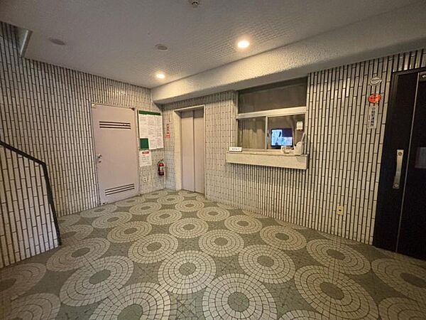 エントランスを拡大表示