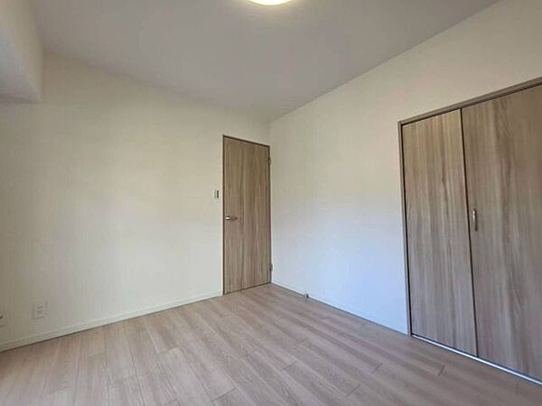 洋室を拡大表示