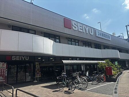 西友北綾瀬店 390m