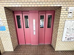 7 / 11