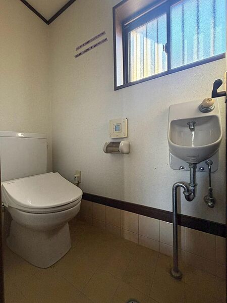 トイレを拡大表示
