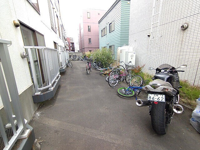 その他